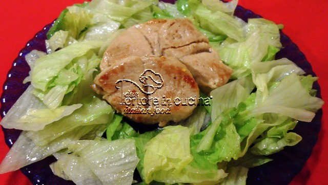 Petto di tacchino con burro e alloro