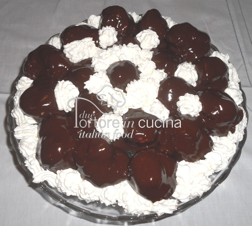 Profiteroles al cioccolato