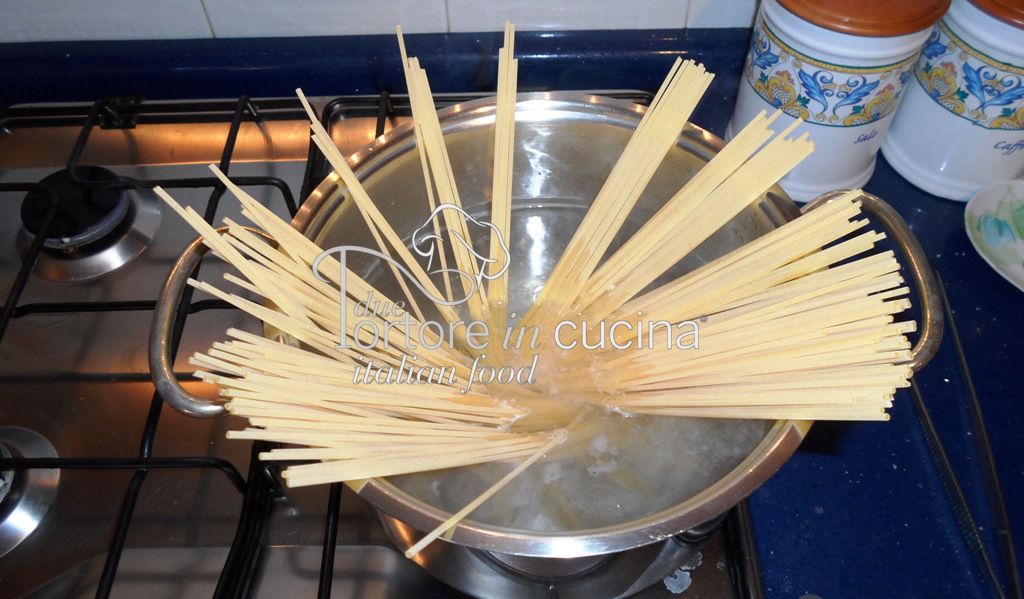 Cottura Spaghetti con lupini di mare