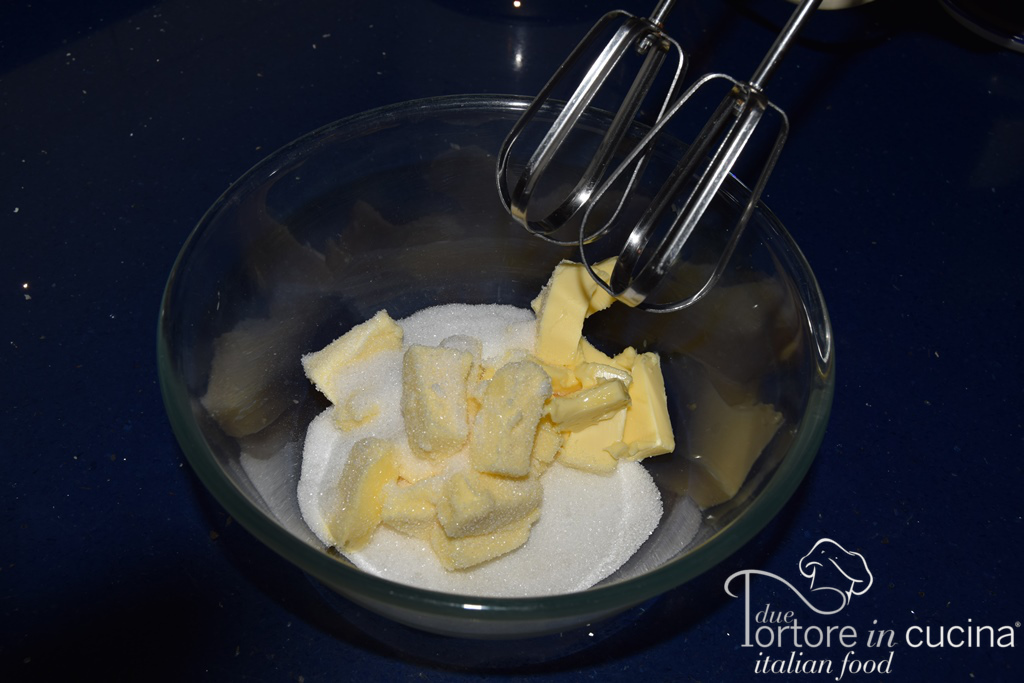 Burro e zucchero per pasta frolla metodo classico