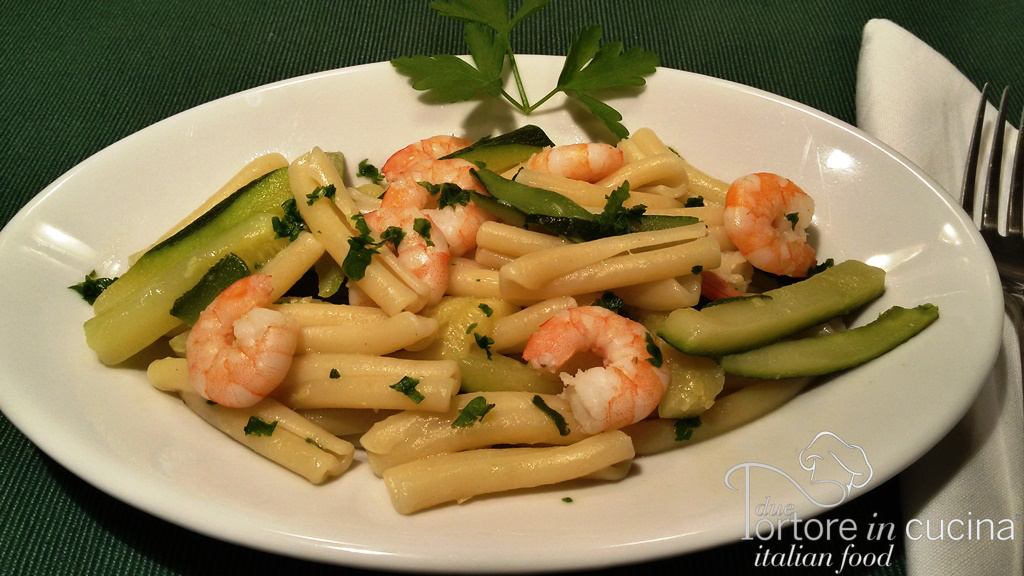 Pasta con zucchine e gamberetti light