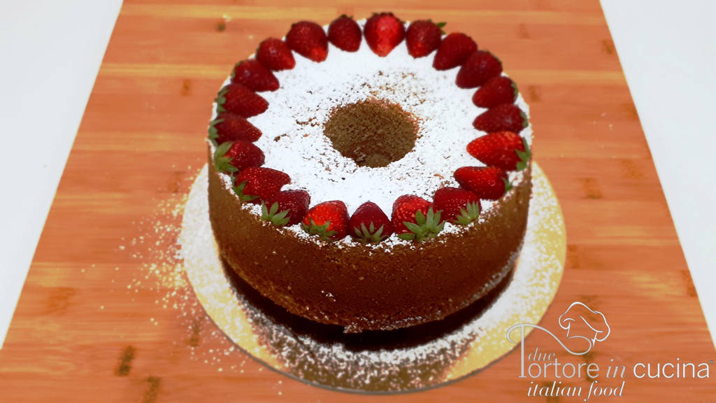 Chiffon cake alle fragole