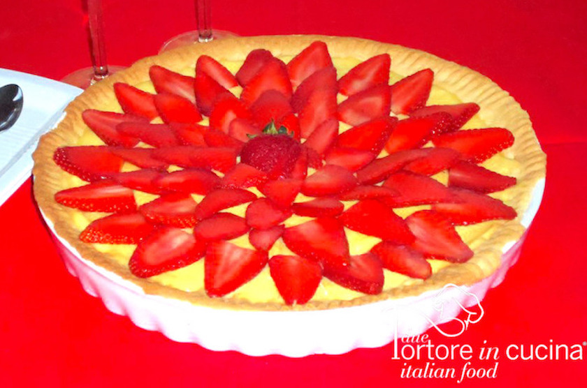 Crostata di fragole con crema pasticcera